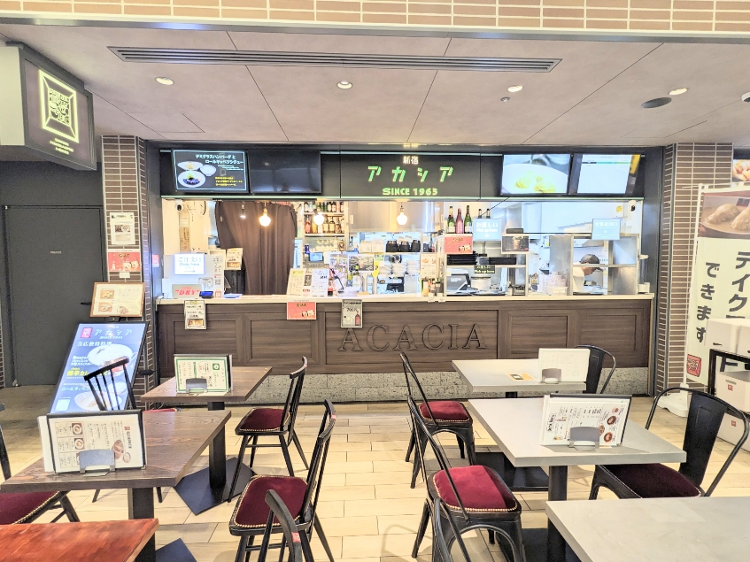<アカシア>お店外観 大崎広小路駅周辺の洋食--アカシア 五反田JPビル店