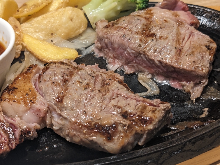 <ビッグボーイ>リブロースステーキ 豊田駅周辺のステーキ・ハンバーグ--ビッグボーイ 豊田店