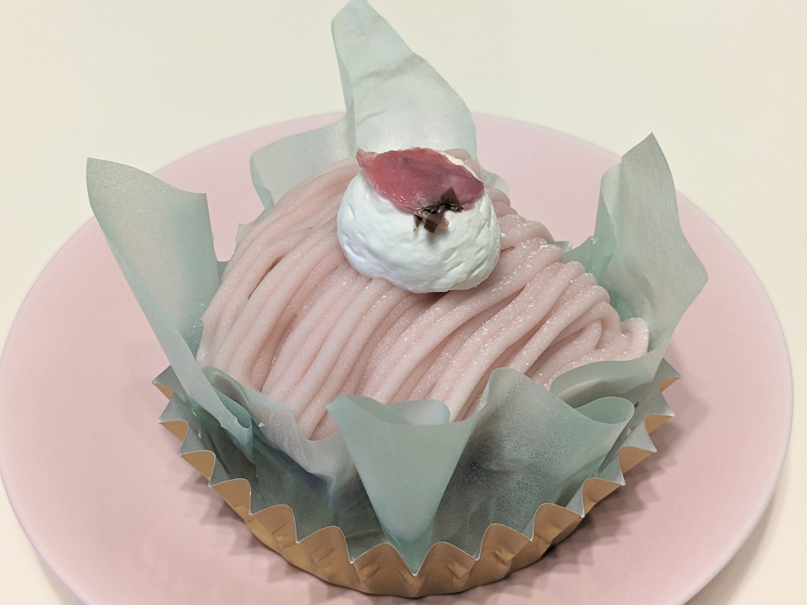 <銀座コージーコーナー>さくらと抹茶のモンブラン 中野駅周辺のケーキ--銀座コージーコーナー 中野マルイ