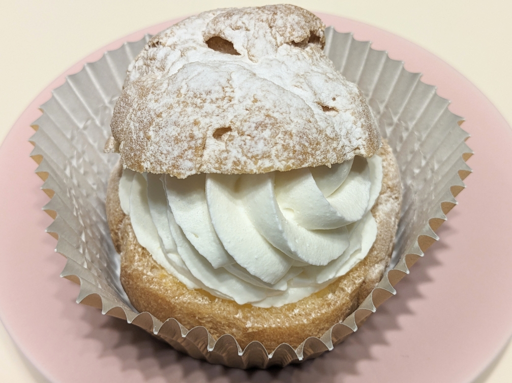 <銀座コージーコーナー>Wシュー 中野駅周辺のケーキ--銀座コージーコーナー 中野マルイ