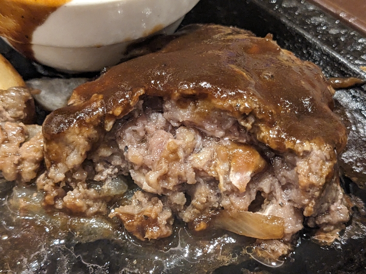 <ステーキガスト>ラウンドステーキ&ハンバーグ 南甲府駅周辺のステーキ&ハンバーグ--ステーキガスト 甲府住吉店